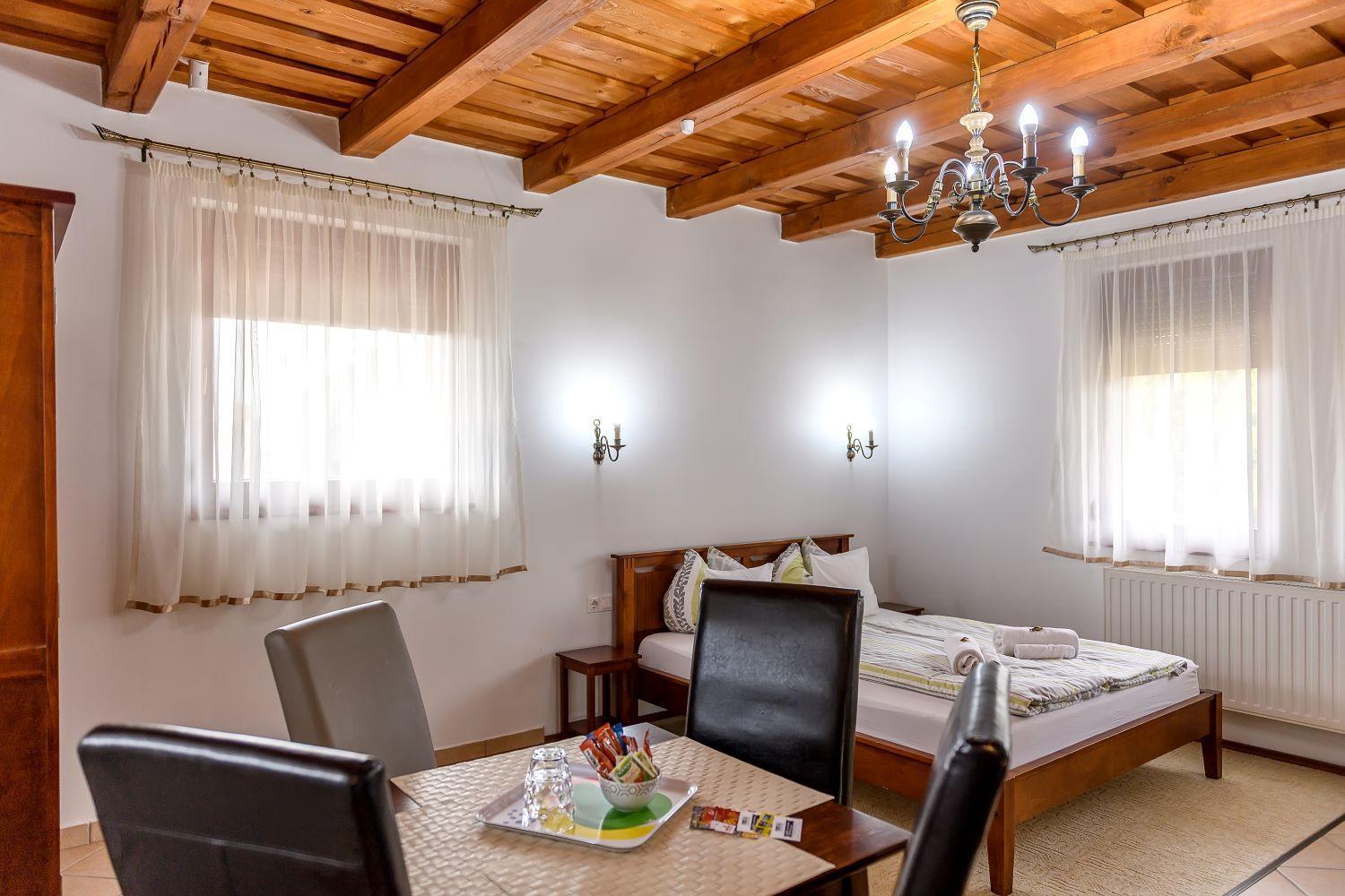Cherry Apartmanhaz Sárvár 外观 照片