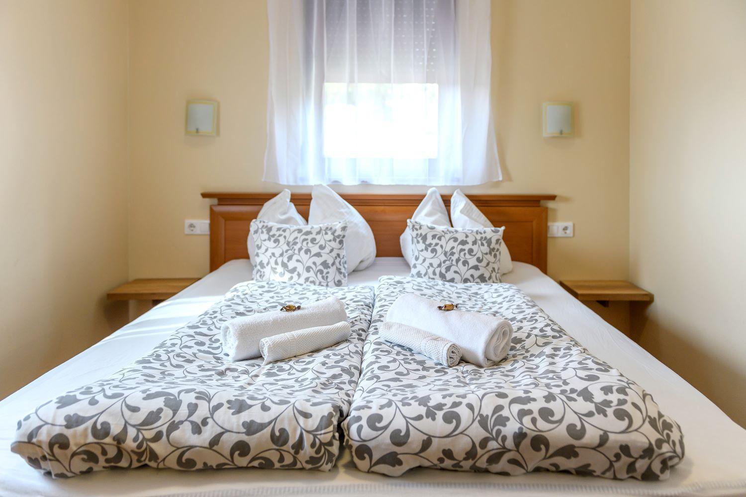 Cherry Apartmanhaz Sárvár 外观 照片